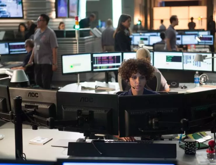 Тревожный вызов 2013 скачать через торрент бесплатно Тревожный вызов 2013 скачать через торрент бесплатно