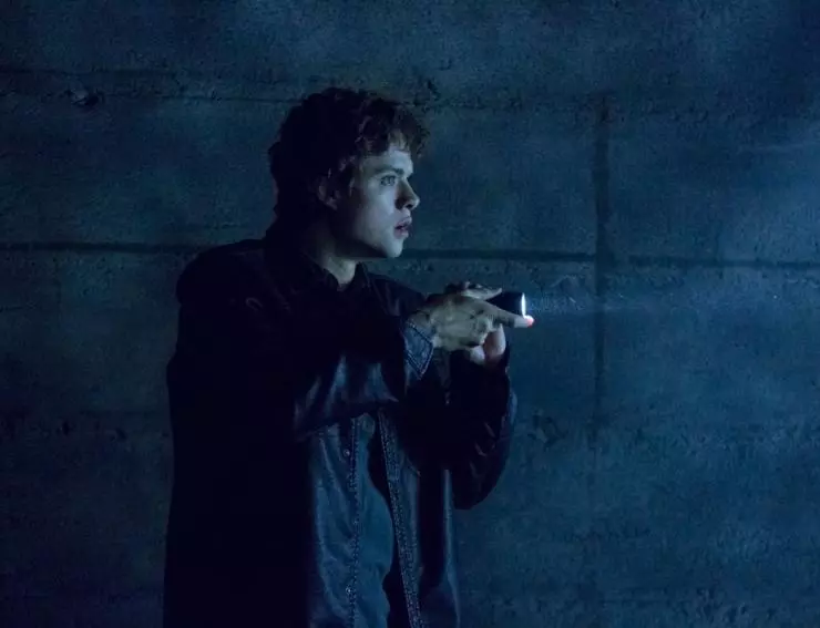 Уиджи: Доска Дьявола 2014 скачать с торрента Уиджи: Доска Дьявола 2014 скачать с торрента