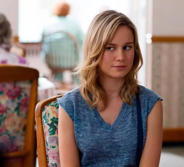 Девушка без комплексов 2015 скачать с торрента Девушка без комплексов 2015 скачать с торрента