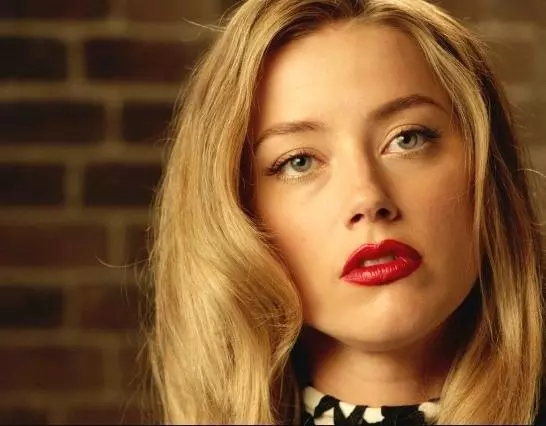 Лондонские поля 2018 скачать через торрент бесплатно Лондонские поля 2018 скачать через торрент бесплатно