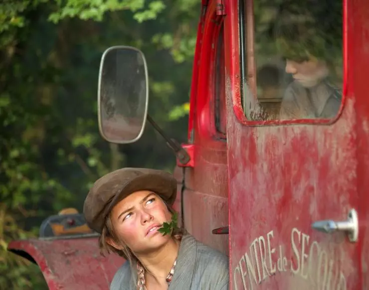 Белль и Себастьян 2013 скачать с торрента Белль и Себастьян 2013 скачать с торрента