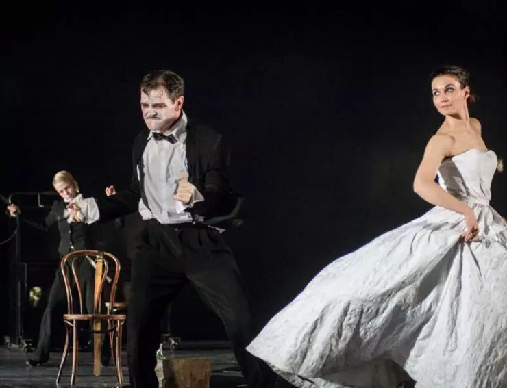 Барабаны в ночи 2018 скачать торрентом Барабаны в ночи 2018 скачать торрентом