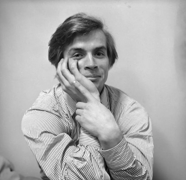 Нуреев: Его сцена – весь мир 2018 скачать торрентом Нуреев: Его сцена – весь мир 2018 скачать торрентом