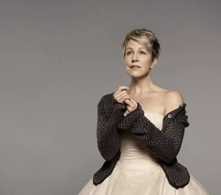 Золушка 2018 скачать через торрент бесплатно Золушка 2018 скачать через торрент бесплатно