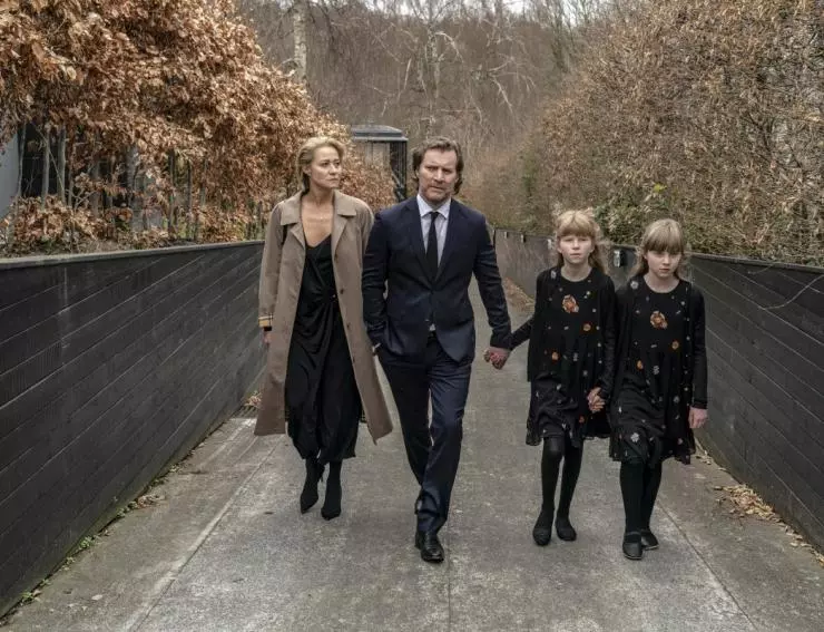 Королева сердец 2019 скачать торрентом Королева сердец 2019 скачать торрентом