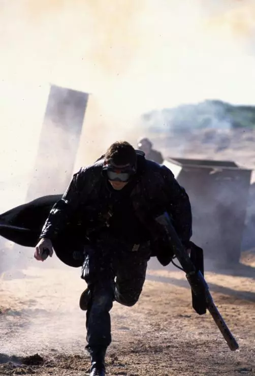 Далеко во Вселенной 1999 скачать с торрента Далеко во Вселенной 1999 скачать с торрента