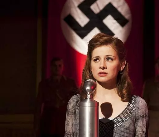 Отель «Адлон»: Семейная сага 2013 скачать с торрента Отель «Адлон»: Семейная сага 2013 скачать с торрента