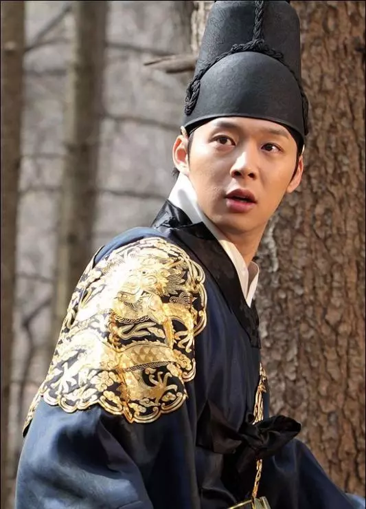 Принц с чердака 2012 скачать с торрента Принц с чердака 2012 скачать с торрента