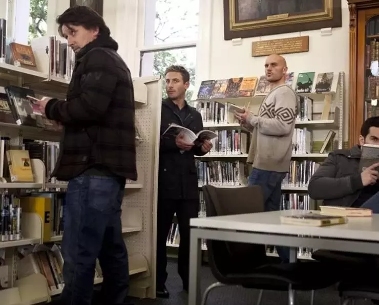 Всемогущие Джонсоны 2011 скачать с торрента Всемогущие Джонсоны 2011 скачать с торрента