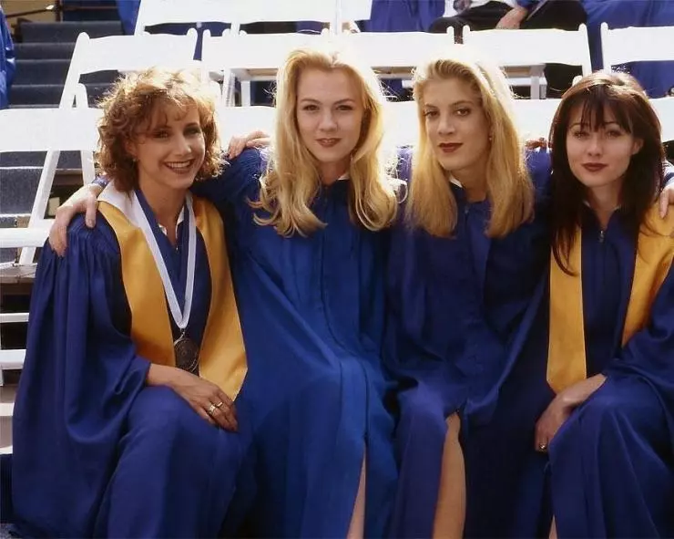 Беверли-Хиллз 90210 1990 скачать через торрент бесплатно Беверли-Хиллз 90210 1990 скачать через торрент бесплатно