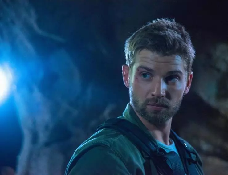 Под куполом 2013 скачать с торрента Под куполом 2013 скачать с торрента