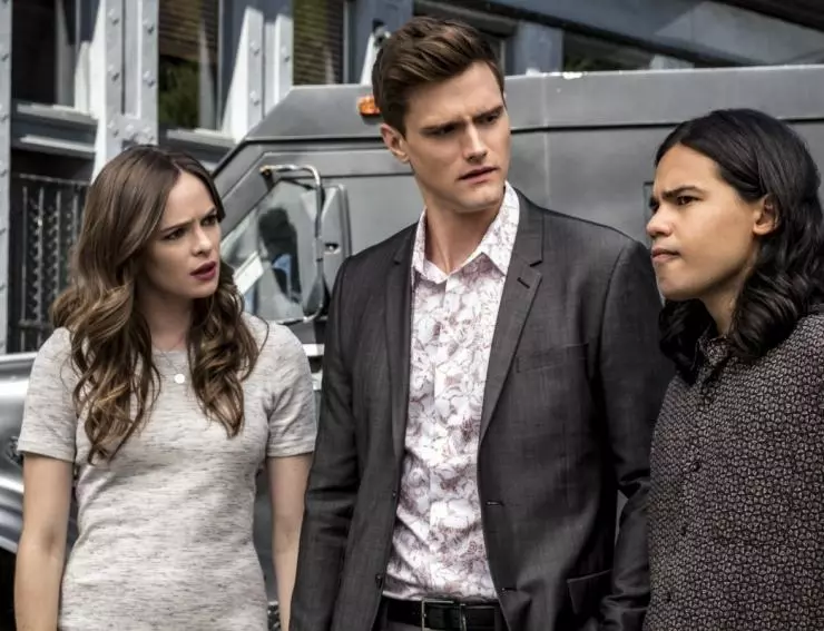 Флэш 2014 скачать через торрент бесплатно Флэш 2014 скачать через торрент бесплатно