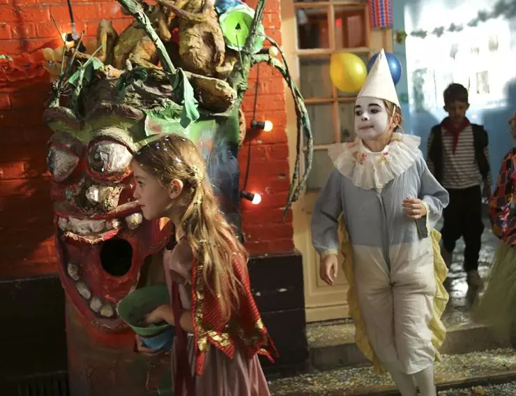 Загадочные убийства Агаты Кристи 2009 скачать торрентом Загадочные убийства Агаты Кристи 2009 скачать торрентом