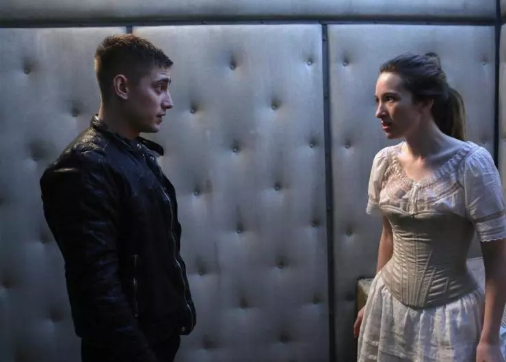 Однажды в стране чудес 2013 скачать с торрента Однажды в стране чудес 2013 скачать с торрента