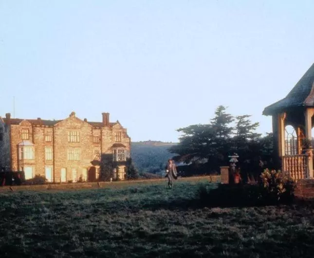 Дом призраков 1995 скачать с торрента Дом призраков 1995 скачать с торрента