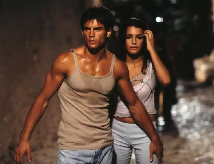 Суперагент Саймон 1999 скачать через торрент бесплатно Суперагент Саймон 1999 скачать через торрент бесплатно