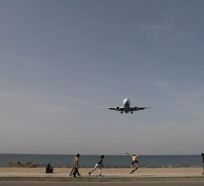 Когда земля кажется лёгкой 2015 скачать торрентом Когда земля кажется лёгкой 2015 скачать торрентом