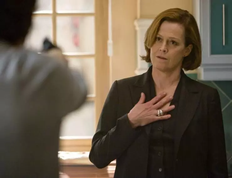 Средь бела дня 2011 скачать через торрент бесплатно Средь бела дня 2011 скачать через торрент бесплатно