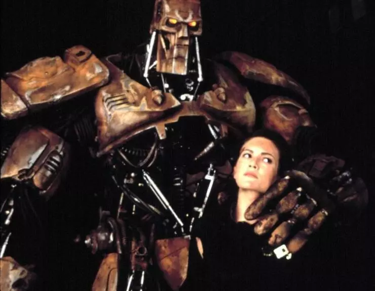 Судья Дредд 1995 скачать через торрент бесплатно Судья Дредд 1995 скачать через торрент бесплатно