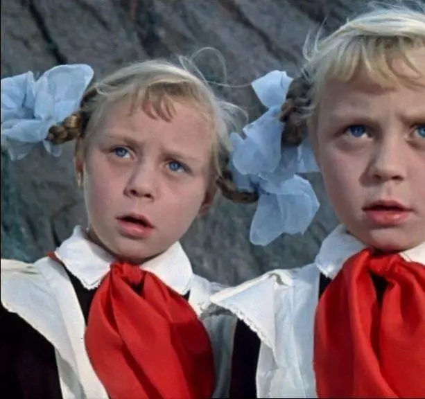 Королевство кривых зеркал 1963 скачать через торрент бесплатно Королевство кривых зеркал 1963 скачать через торрент бесплатно