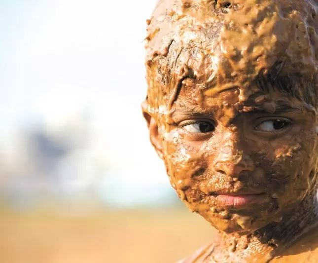 Миллионер из трущоб 2008 скачать с торрента Миллионер из трущоб 2008 скачать с торрента