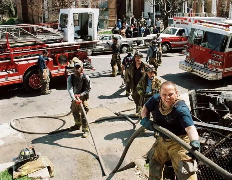 Команда 49: Огненная лестница 2004 скачать с торрента Команда 49: Огненная лестница 2004 скачать с торрента