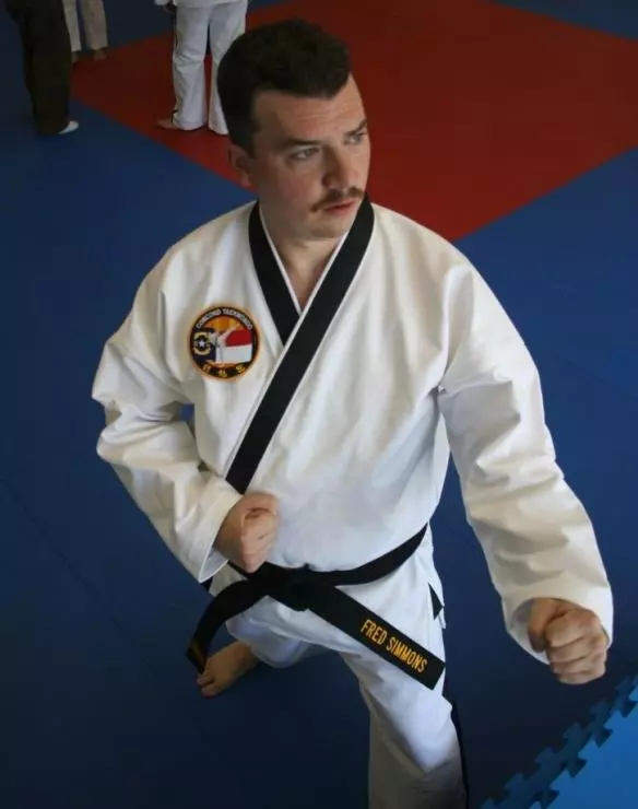 Путь ноги и кулака 2006 скачать через торрент бесплатно Путь ноги и кулака 2006 скачать через торрент бесплатно