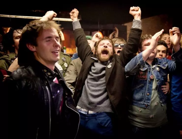 Хорошие вибрации 2012 скачать через торрент бесплатно Хорошие вибрации 2012 скачать через торрент бесплатно