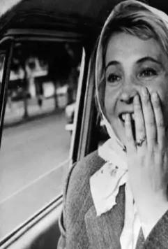 Три тополя на Плющихе 1968 скачать с торрента Три тополя на Плющихе 1968 скачать с торрента