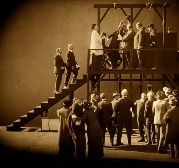 Нетерпимость 1916 скачать с торрента Нетерпимость 1916 скачать с торрента