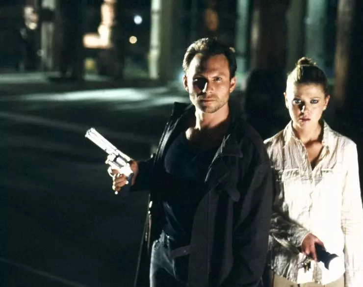 Один в темноте 2004 скачать через торрент бесплатно Один в темноте 2004 скачать через торрент бесплатно