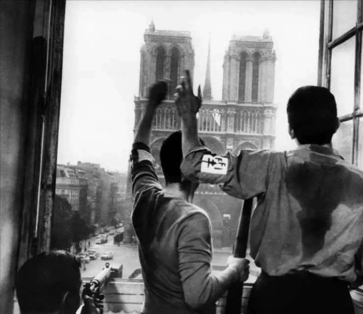 Горит ли Париж? 1966 скачать торрентом Горит ли Париж? 1966 скачать торрентом