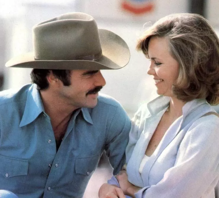 Смоки и Бандит 2 1980 скачать торрентом Смоки и Бандит 2 1980 скачать торрентом