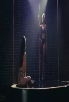 Стриптизёрши 2019 скачать с торрента Стриптизёрши 2019 скачать с торрента