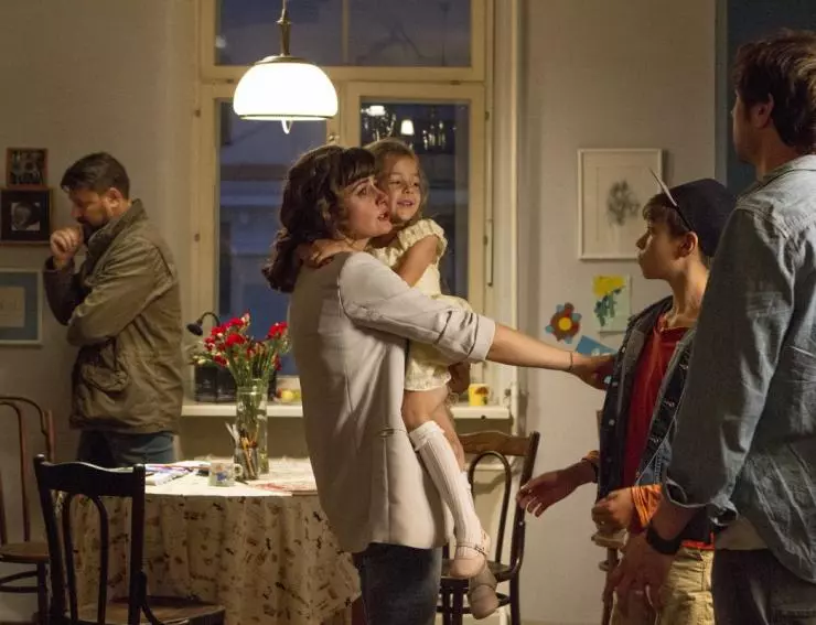 Подкидыш 2019 скачать торрентом Подкидыш 2019 скачать торрентом