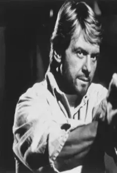 Крутой и смертоносный 1995 скачать с торрента Крутой и смертоносный 1995 скачать с торрента