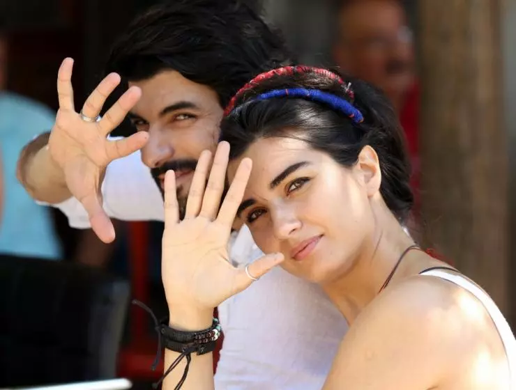 Грязные деньги, лживая любовь 2014 скачать с торрента Грязные деньги, лживая любовь 2014 скачать с торрента