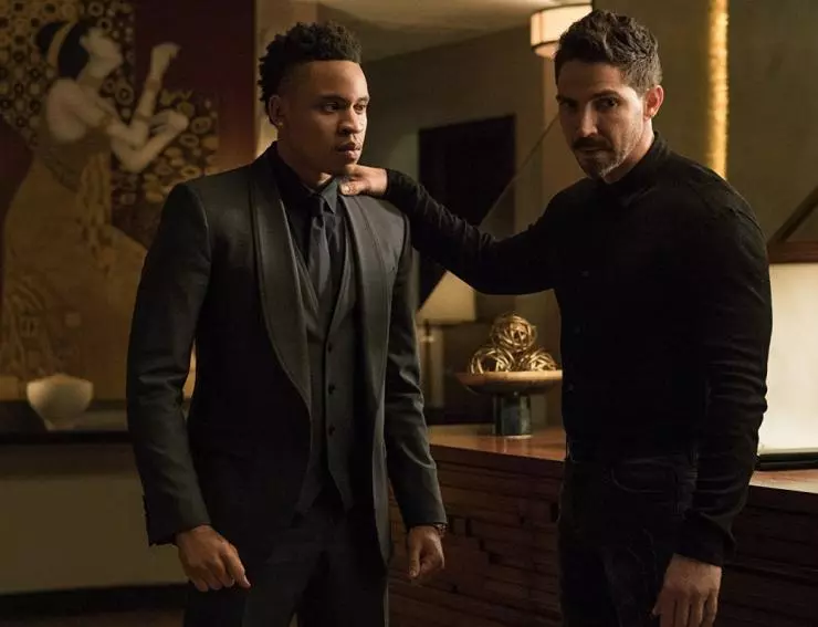 Власть в ночном городе 2014 скачать с торрента Власть в ночном городе 2014 скачать с торрента