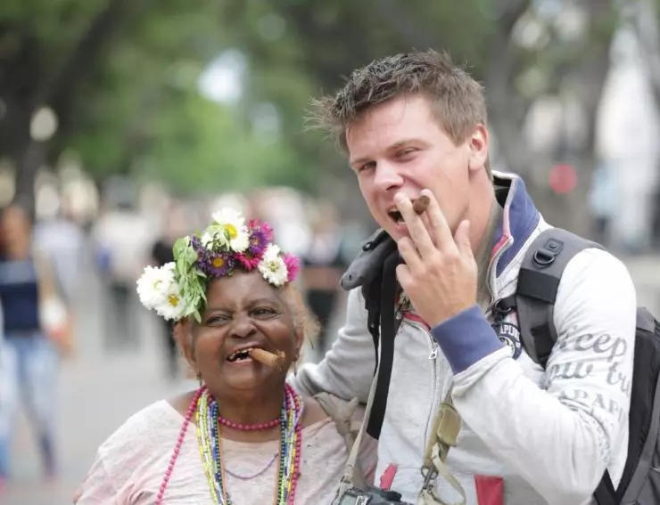 Мир наизнанку 2010 скачать торрентом Мир наизнанку 2010 скачать торрентом