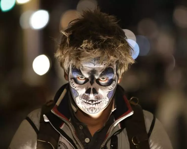 Мир наизнанку 2010 скачать через торрент бесплатно Мир наизнанку 2010 скачать через торрент бесплатно