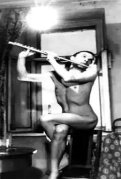 Черная роза — эмблема печали, красная роза — эмблема любви 1989 скачать с торрента Черная роза — эмблема печали, красная роза — эмблема любви 1989 скачать с торрента