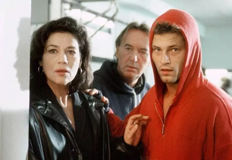 Женщина-комиссар 1994 скачать с торрента Женщина-комиссар 1994 скачать с торрента