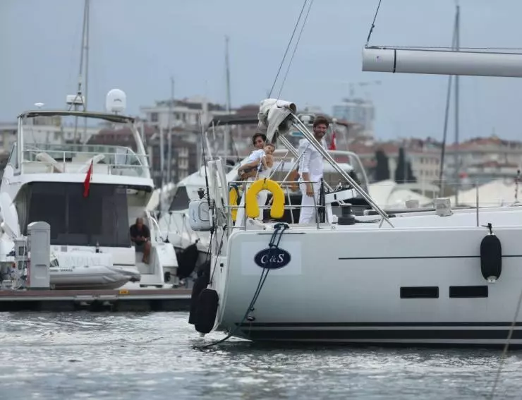 Отважный и красавица 2016 скачать с торрента Отважный и красавица 2016 скачать с торрента