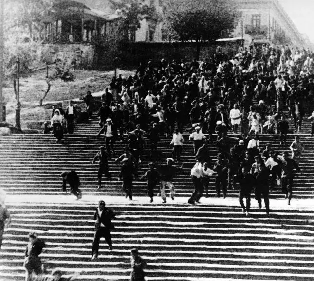 Броненосец «Потемкин» 1925 скачать через торрент бесплатно Броненосец «Потемкин» 1925 скачать через торрент бесплатно