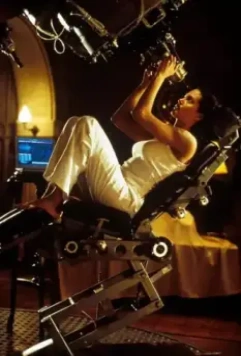 Лара Крофт: Расхитительница гробниц 2001 скачать торрентом Лара Крофт: Расхитительница гробниц 2001 скачать торрентом