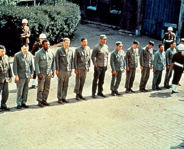 Грязная дюжина 1967 скачать торрентом Грязная дюжина 1967 скачать торрентом