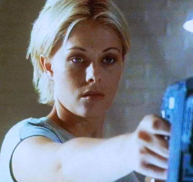 Разрушительница 1995 скачать торрентом Разрушительница 1995 скачать торрентом