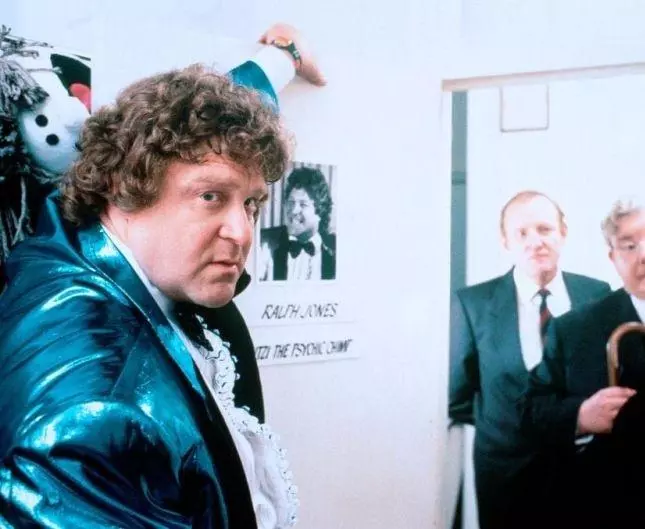 Король Ральф 1991 скачать с торрента Король Ральф 1991 скачать с торрента