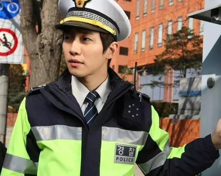 Наблюдатели 2013 скачать с торрента Наблюдатели 2013 скачать с торрента