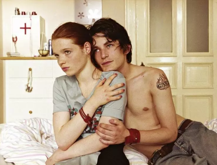 Большие девочки не плачут 2002 скачать с торрента Большие девочки не плачут 2002 скачать с торрента